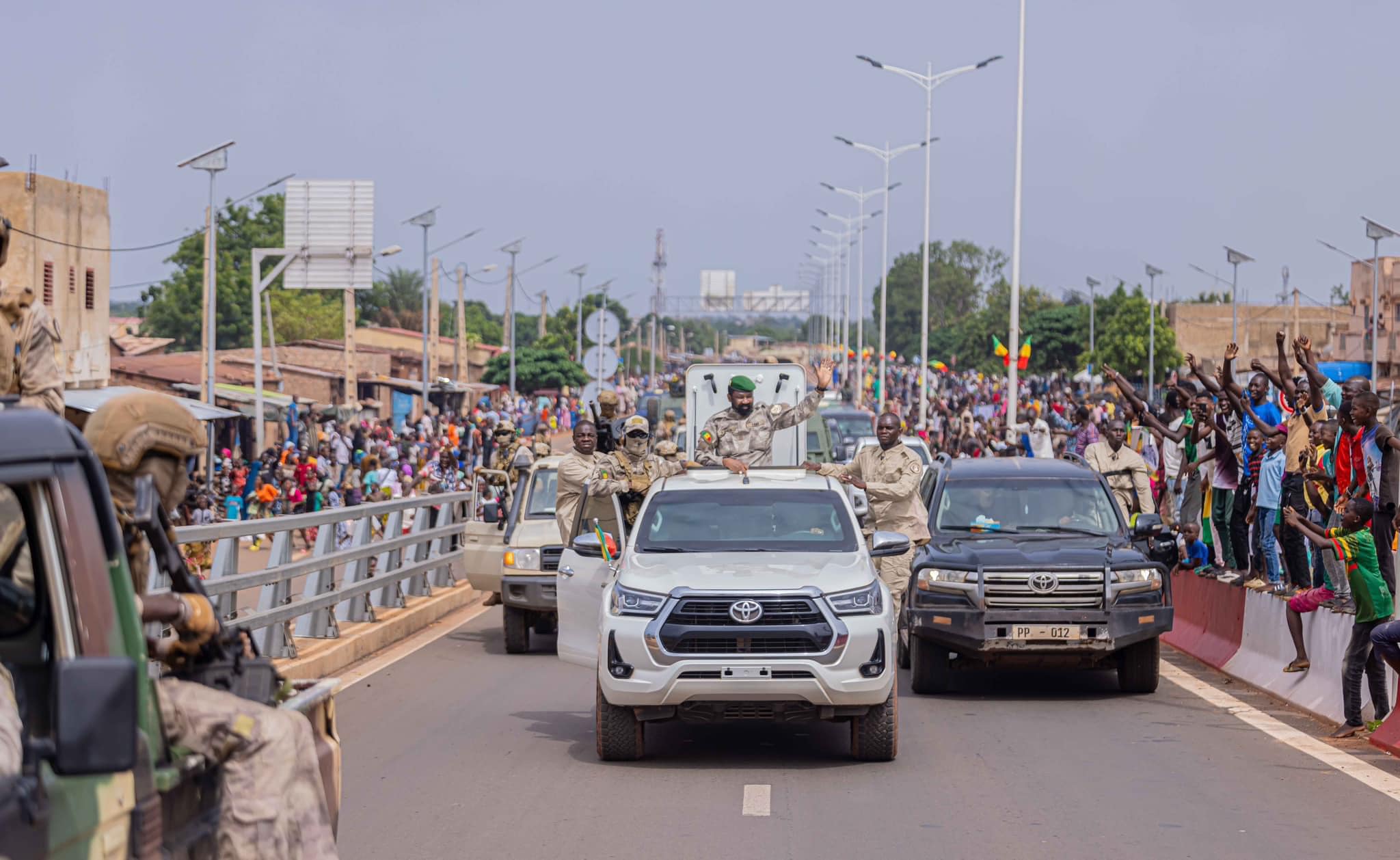 #Mali : Accueil triomphal pour le chef de l'État en visite à Sikasso