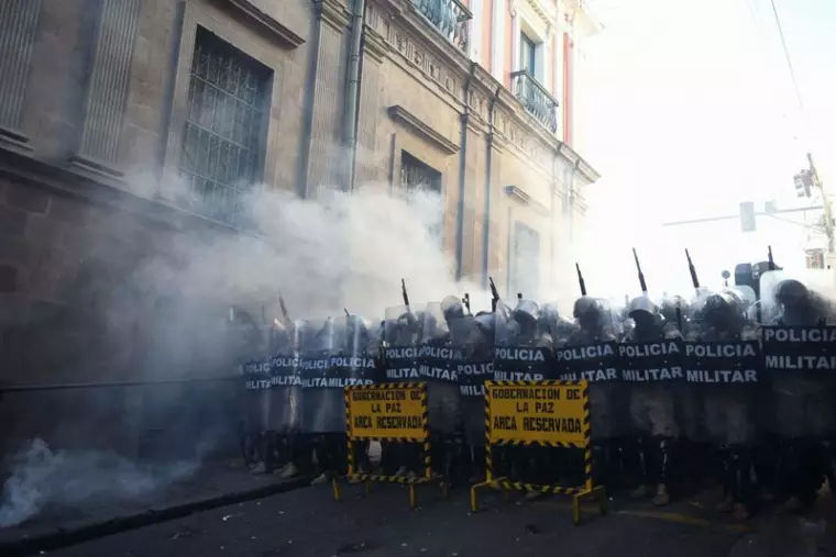 Echec en Bolivie d'une tentative de putsch par l'armée, dit le président Arce