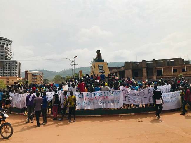 Un grand rassemblement de soutien au Président Touadera et aux FACA a eu lieu à Bangui