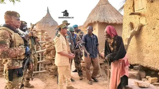 Bandiagara : Après l’arrestation d’un présumé complice des voleurs de bétails, le village de Tégrou attaqué par les assaillants